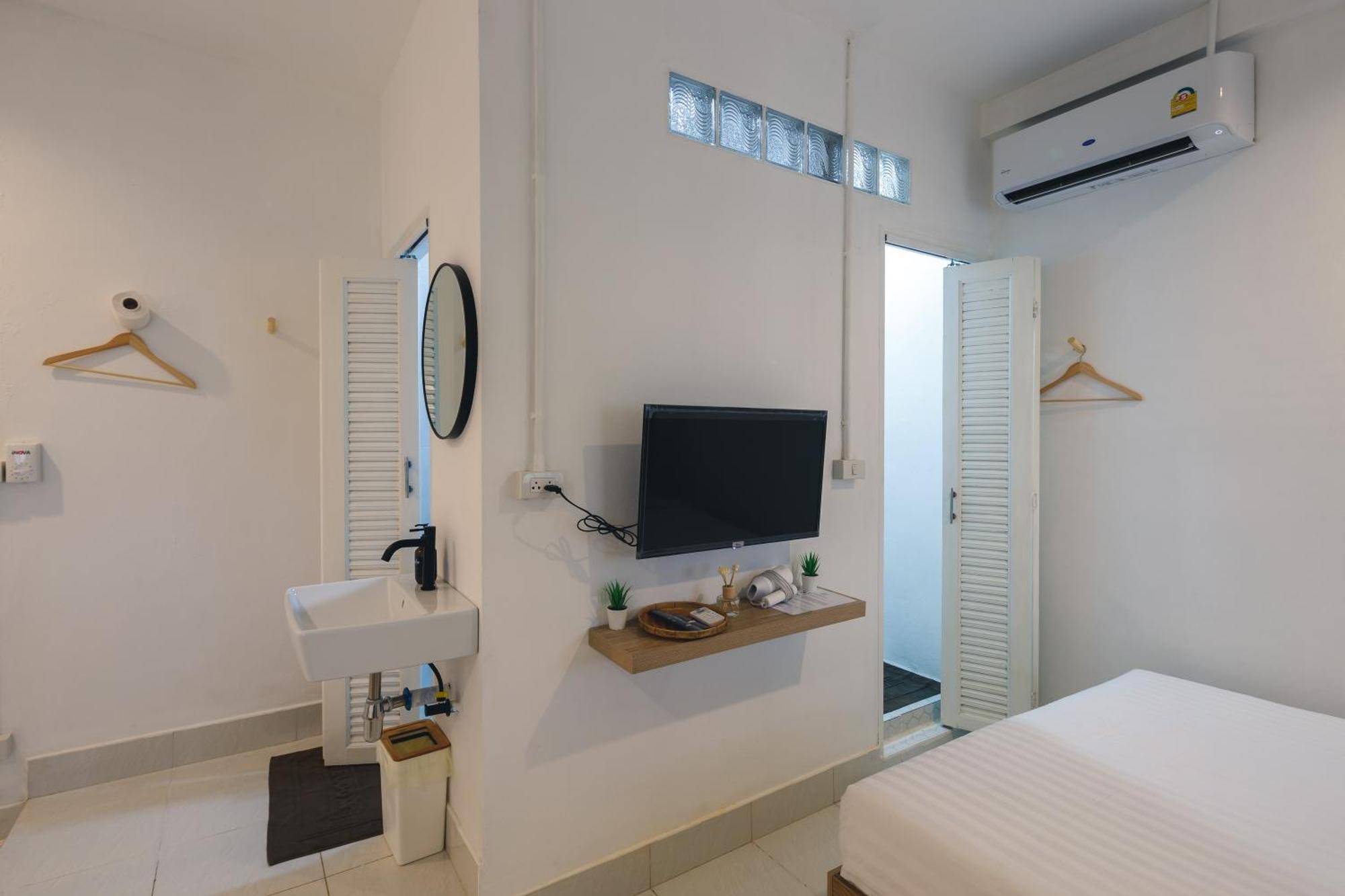Yindee Travellers Lodge Nan Esterno foto