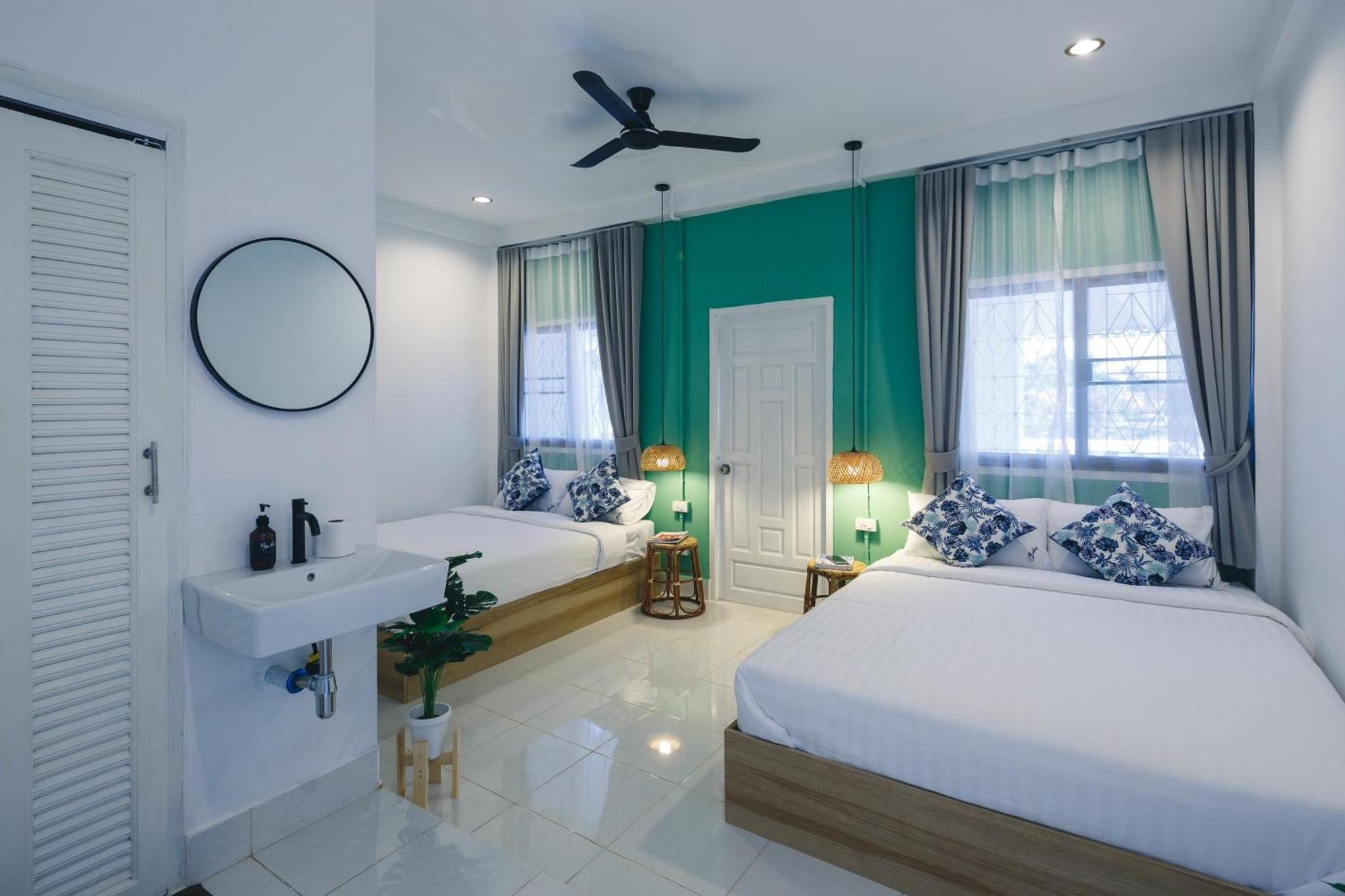Yindee Travellers Lodge Nan Esterno foto