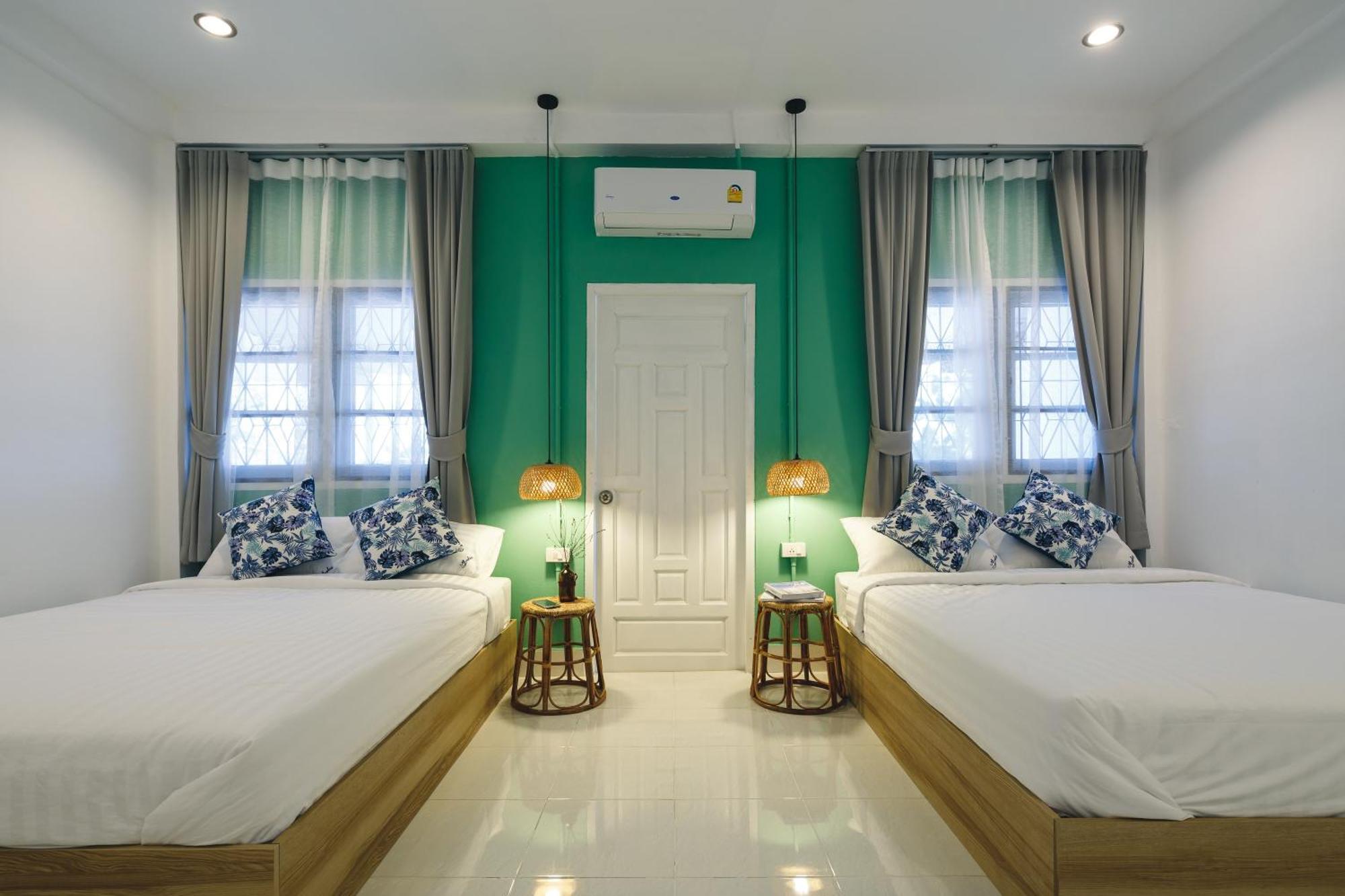 Yindee Travellers Lodge Nan Esterno foto
