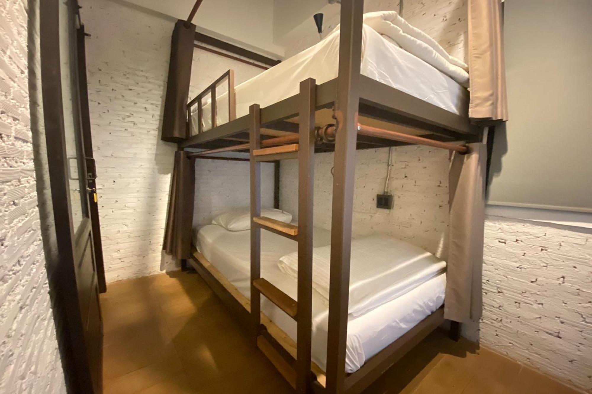 Yindee Travellers Lodge Nan Esterno foto