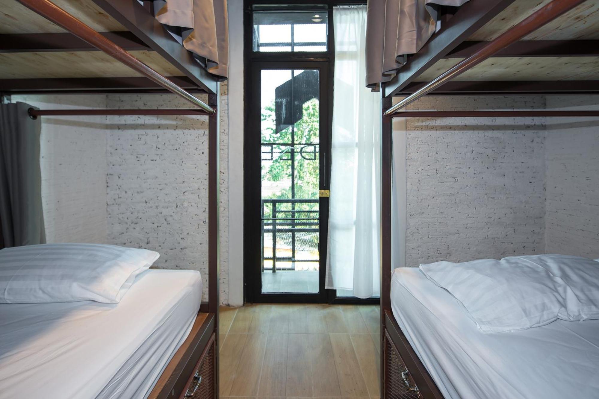 Yindee Travellers Lodge Nan Esterno foto